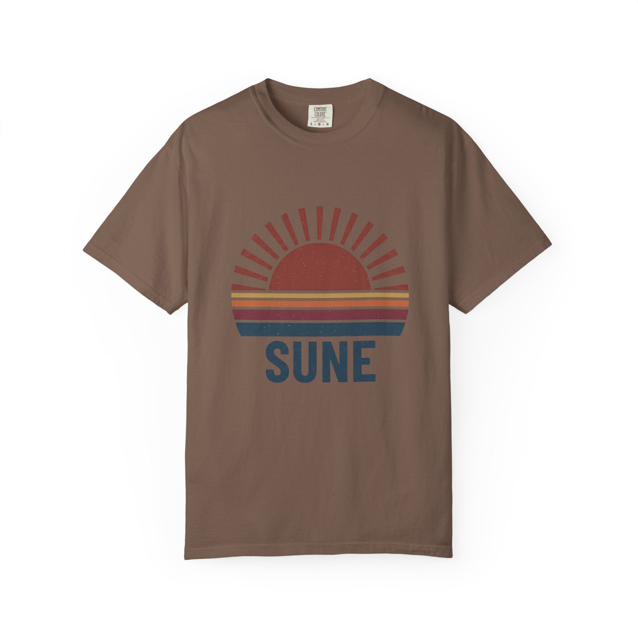 Sunset Retro Graphic T‑Shirt — "SUNE" Vintage Striped Sunrise Tee
